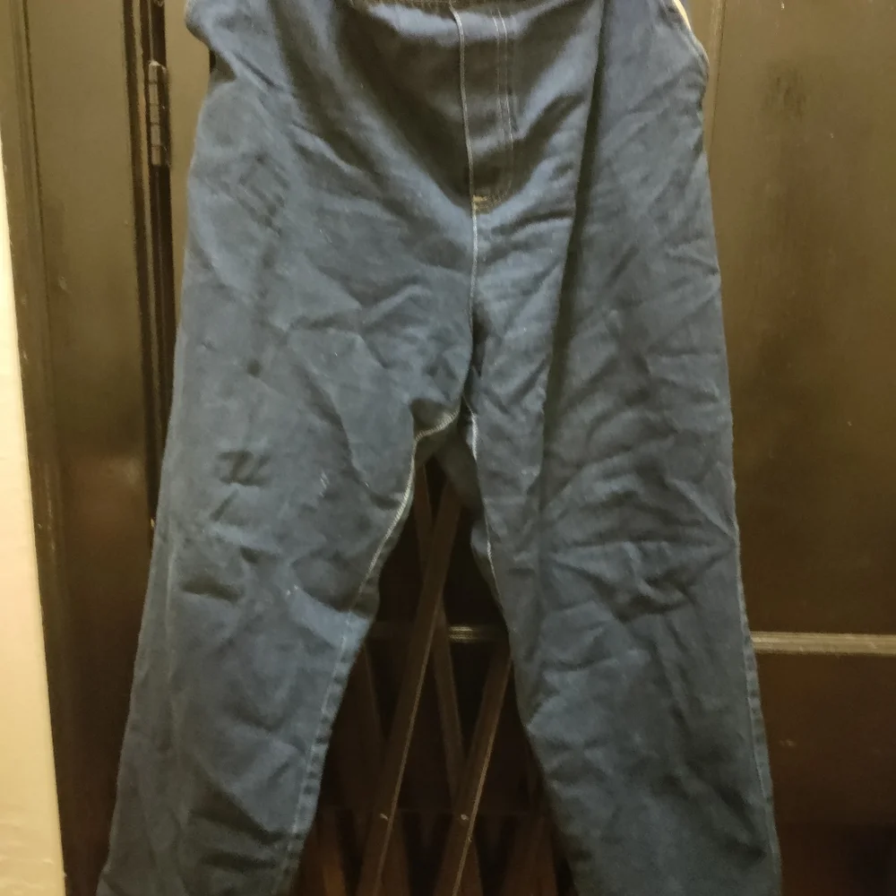 Jeans - Picture 2 of 3